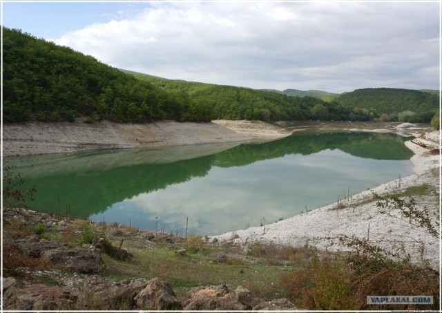 Крым. Новоульяновка. Водохранилище.