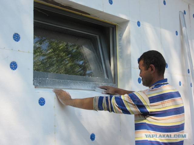 Как правильно утеплить свой дом и при этом облицевать его искусственным камнем