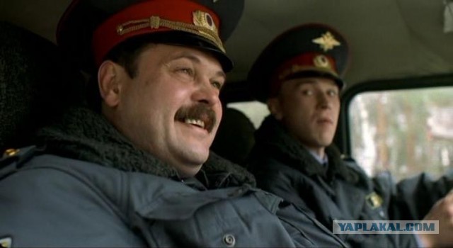 Российским гаишникам захотели дать право изымать документы на машину