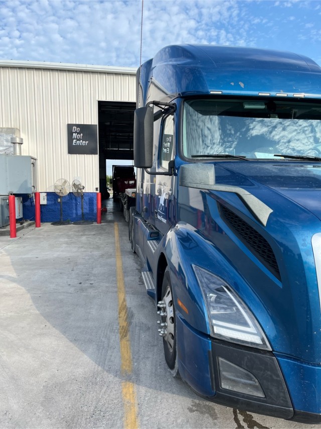 Почему американский тягач Kenworth W900 выпускается с 1961 года и по сей день?