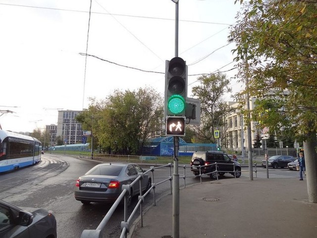 И снова идиот на электросамокате