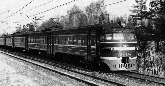 Советская железная дорога