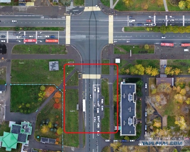 Встреча двух представителей нетрадиционной дорожной ориентации