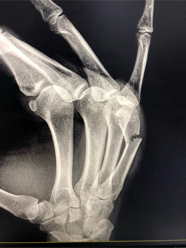 Астрологи объявили месяц без секса.