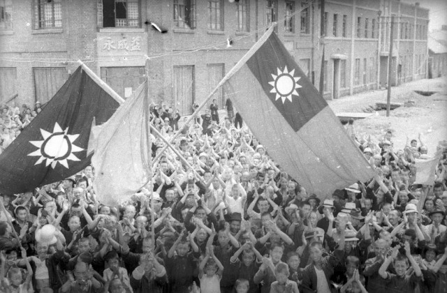 Фотограф Евгений Халдей
