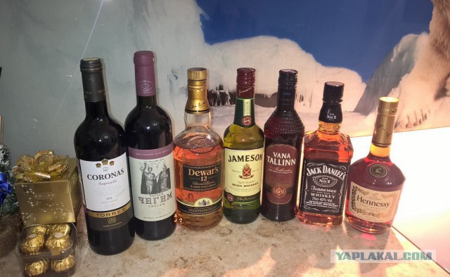 Подростки распили «Jack Daniel's»: девочка умерла, восемь попали с острым отравлением в больницу