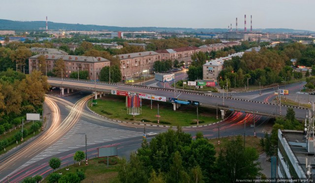 В Китае открыли многоуровневую эстакаду, один вид которой приводит в ужас даже опытных водителей