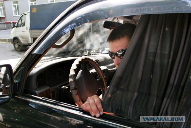 В Екатеринбурге хозяйку BMW отправили на нары за тонированные окна