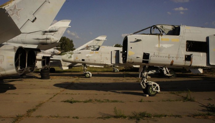 Отстойник повреждённой авиационной техники