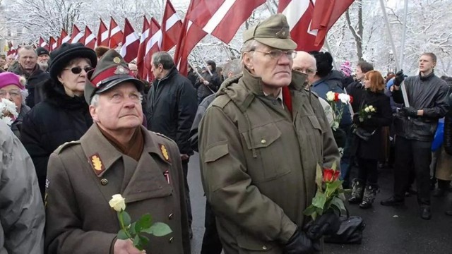 В Екатеринбурге на акции протеста против строительства храма силовики сломали нос 17-летнему подростку