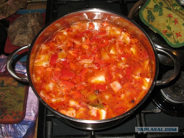 Борщ красный со свекольным квасом