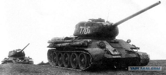 Abrams M1A1 застрял в грязи