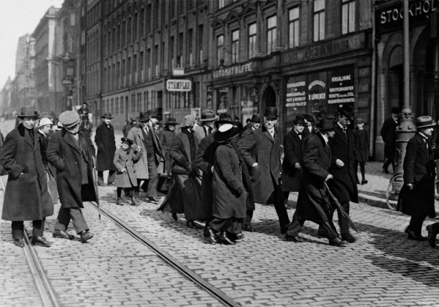 История России в фотографиях. Революция