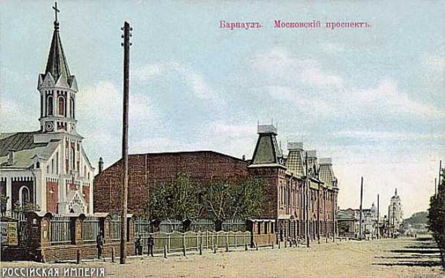 Россійская Иперія на цветнихъ открыткахъ