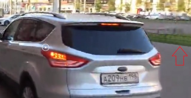 "У меня там подъезд! Я могу разгрузиться у своего подъезда!"