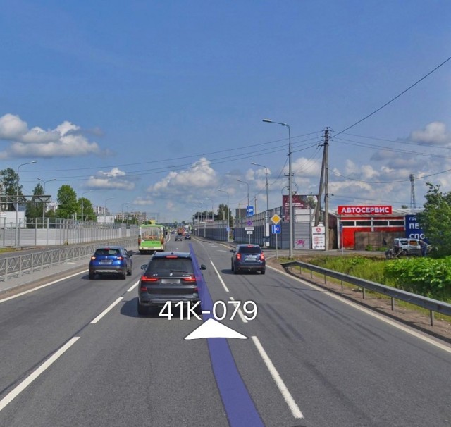 Передумал поворачивать