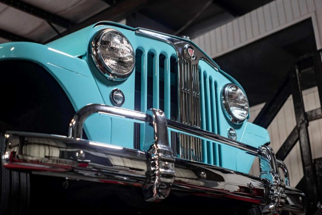 Willys Jeepster. Забавного автомобиля пост