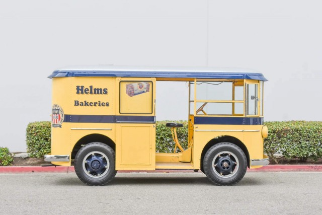 1931 Twin Coach Delivery Truck. Автопятница №157.