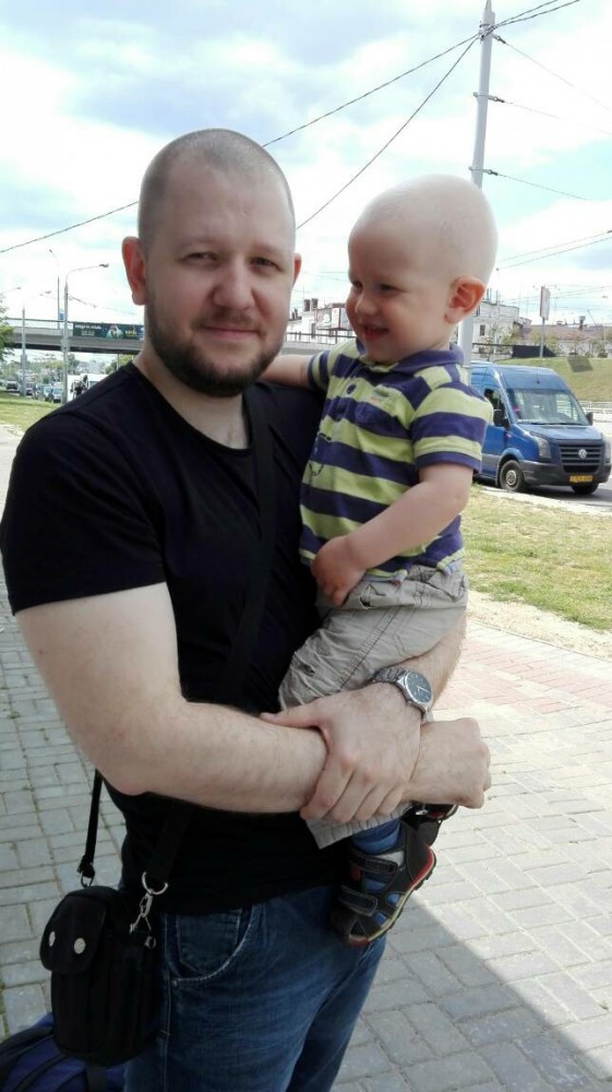 Большие папы и маленькие дети