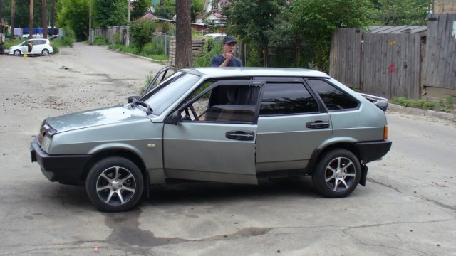 Какой у вас первый автомобиль