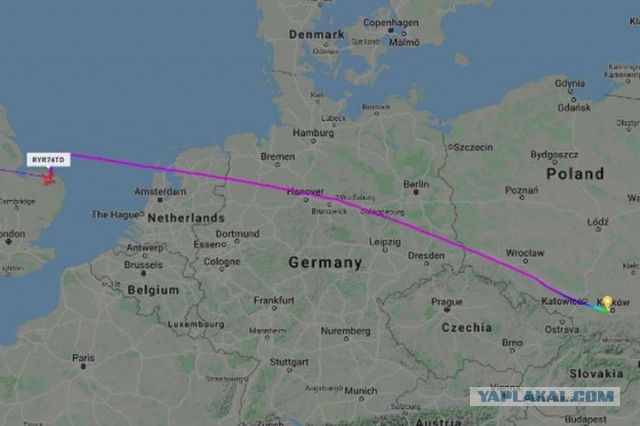 Экстренная посадка Ryanair после сообщения о бомбе