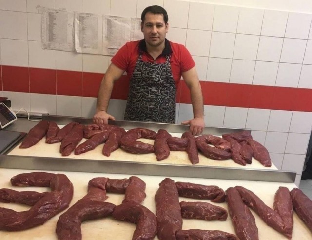 Кушать подано, садитесь жрать пожалуйста