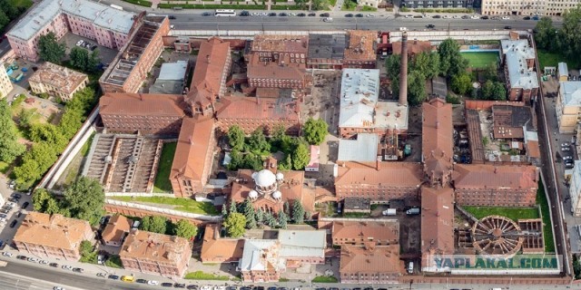 Легендарные «Кресты» в Питере продали за 1 млрд рублей