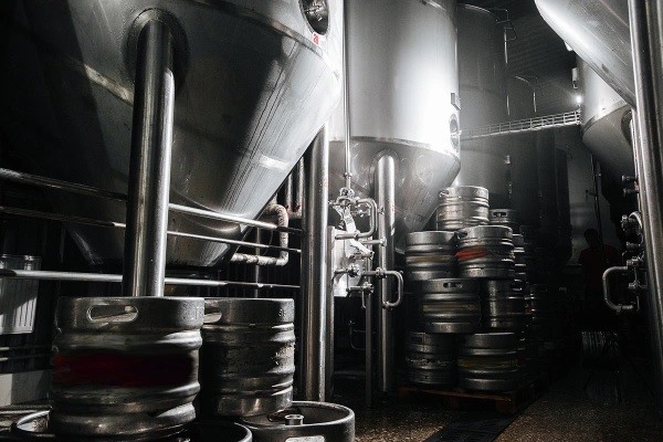 Heineken уволит до шести тысяч сотрудников по всему миру