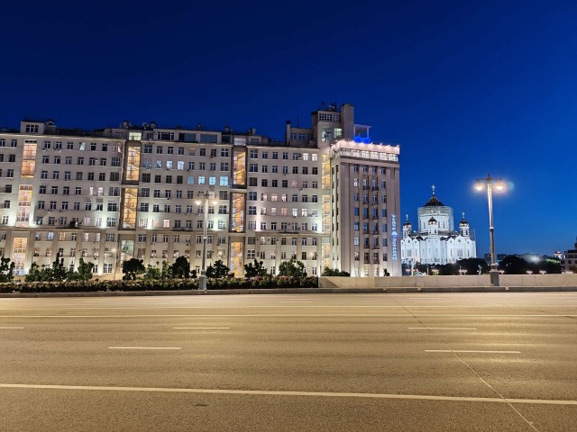 Шляюсь по  Москве