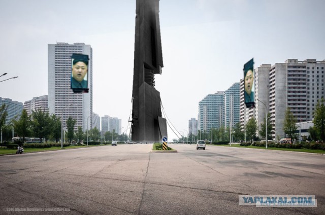 Контрабандные фотографии из Северной Кореи: Ким Чен Ын не одобряет!