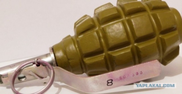 Помогите опознать педофила-эксгибициониста