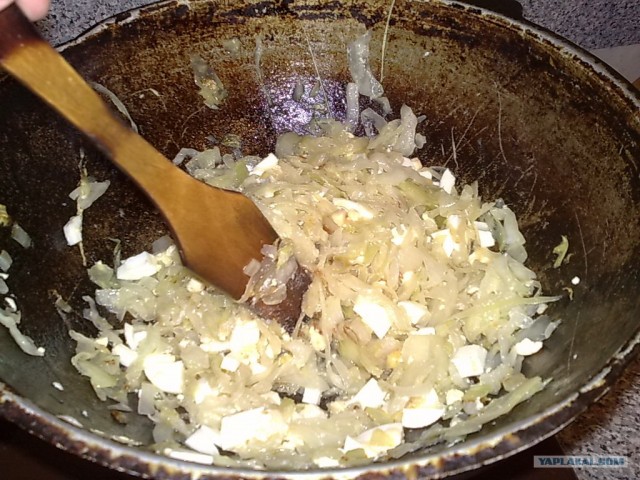 Фаршированный кальмар по Дженибековски.