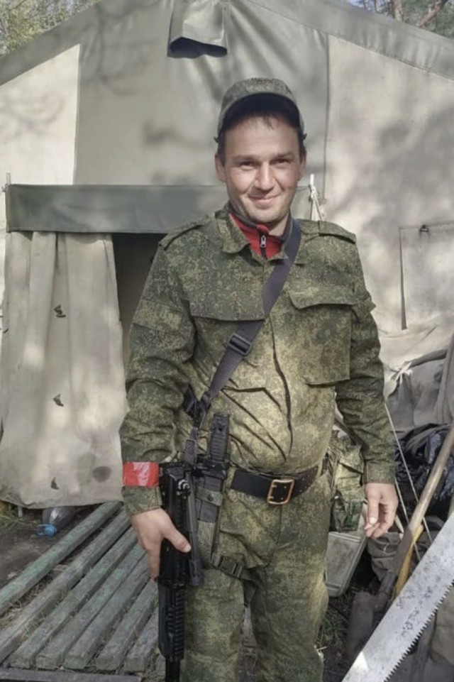 «Он очень боялся туда ехать». На Урале простились с мобилизованным, погибшим во время спецоперации