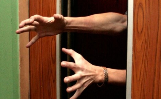 Лифт убил грузчика