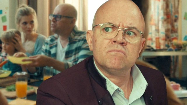 Алексей Климушкин, сыгравший Сильвестра Андреевича в сериале "Универ", запустил курсы по самопознанию