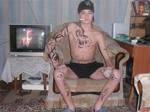 Фломастера не жалко было?