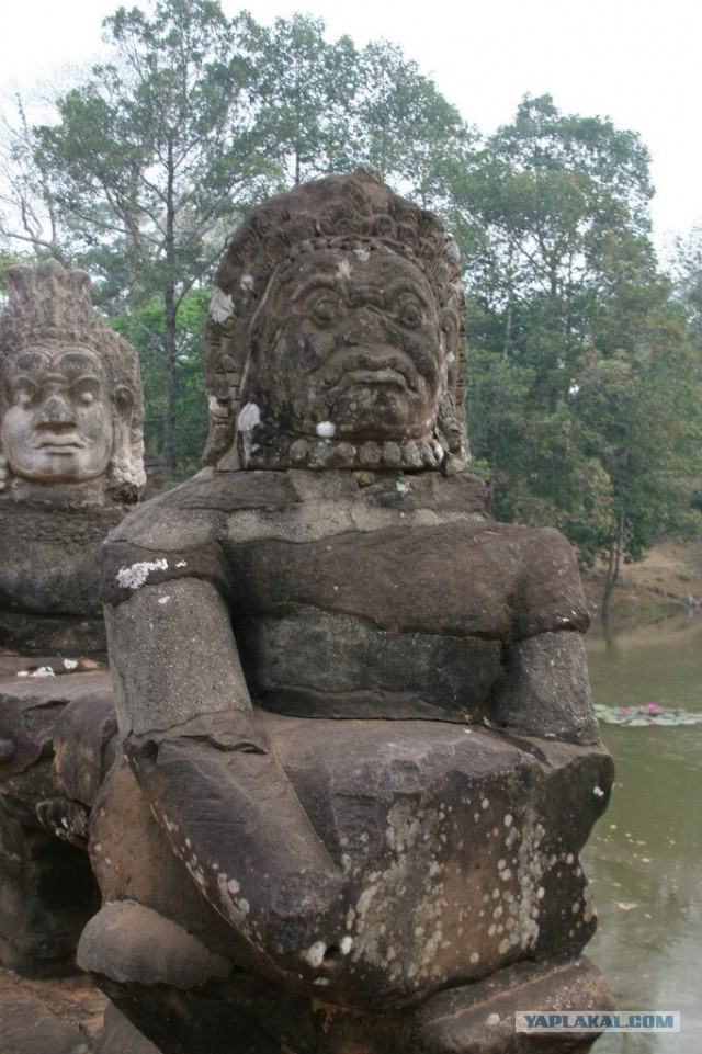 Анкор-Ват, Камбоджа - самый большой храм в мире