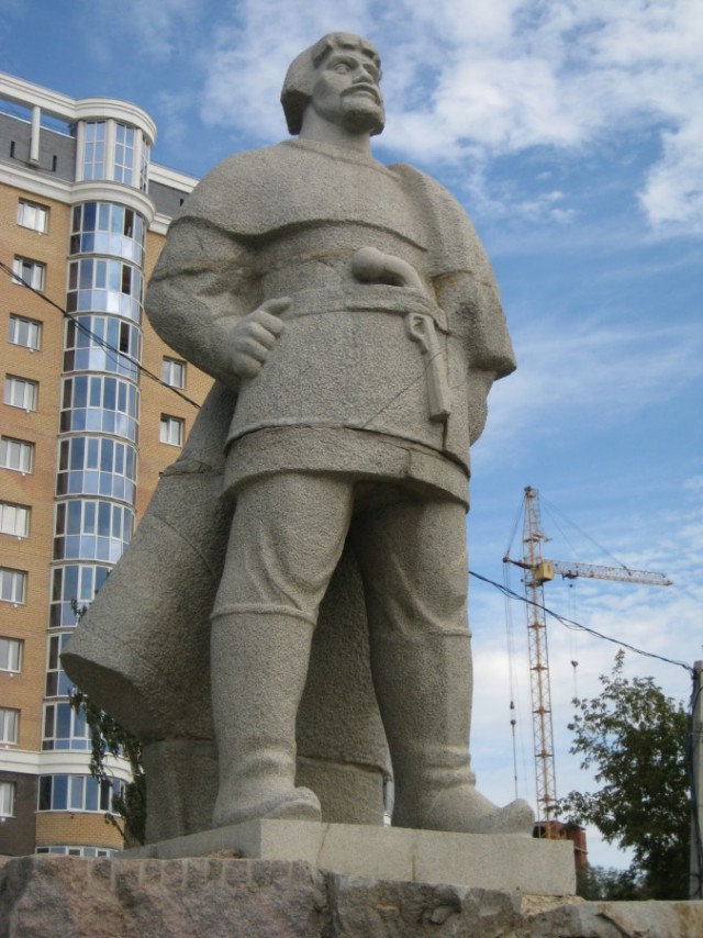 Интересные памятники вашего города