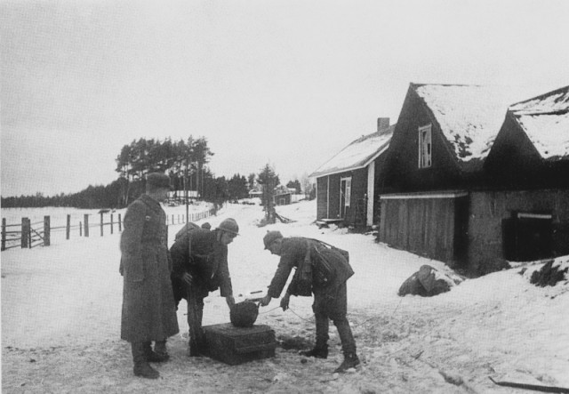 История в фотографиях - II