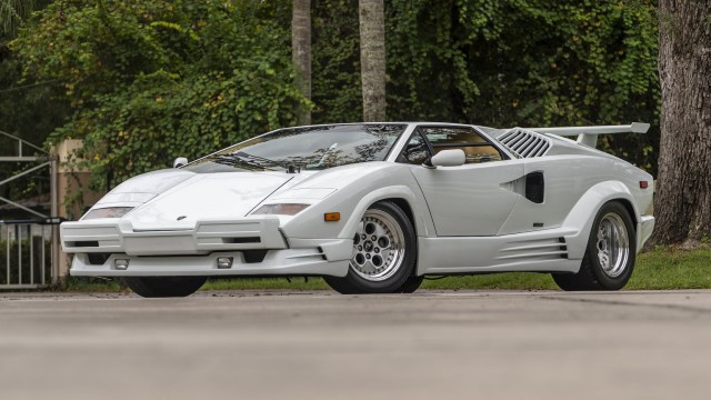 Lamborghini возродила Countach