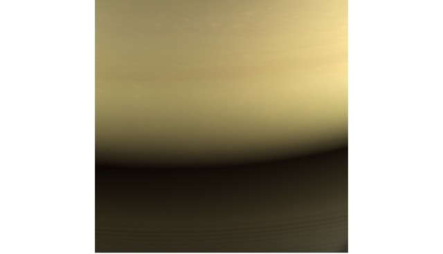 Фотография колец Сатурна, выполненная зондом Cassini