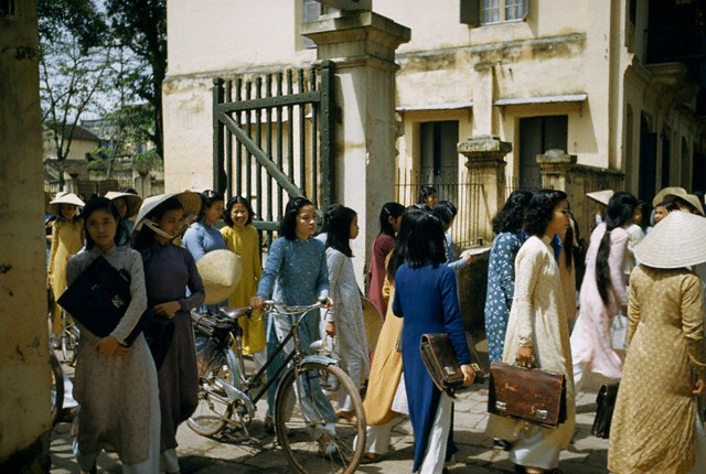 Улицы мира 70 лет назад. 1952 год