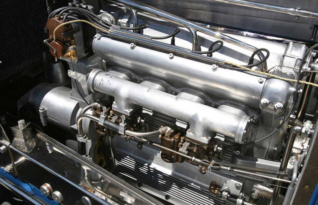 Игра на ЯПе: Угадай АВТО-9