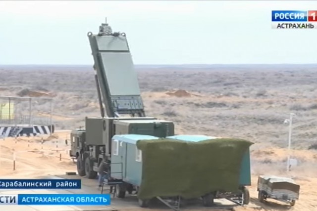 Китай получил первый полк С-400