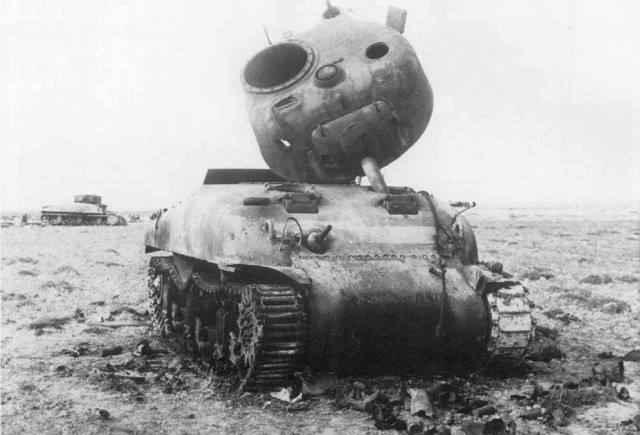 20 век в цвете. 1944 год. Воюющий мир 3/4 века назад