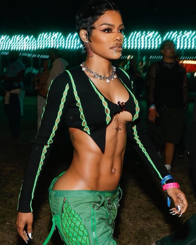 Девушки с фестиваля Coachella 2023