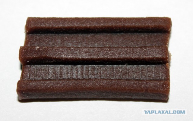 Жевательная резинка Donald и BomBibom