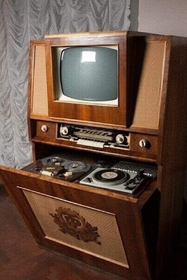 Back in USSR (10.04)