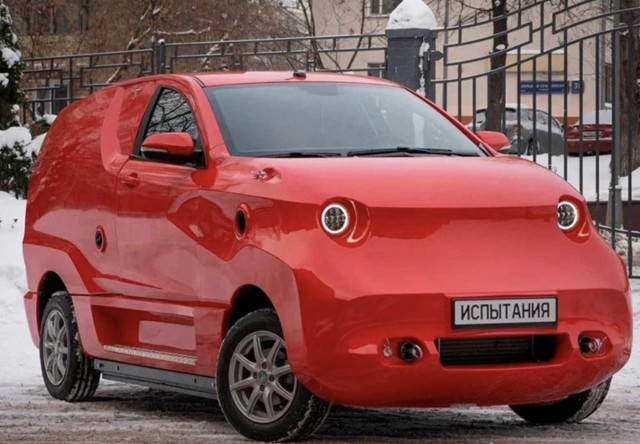 Росатом показал электрический фургон Voyt LCV