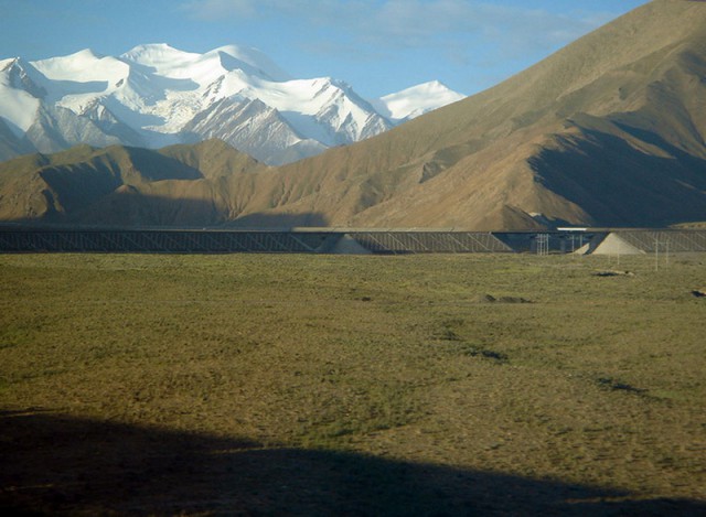Как китайцы железную дорогу в Тибет строили